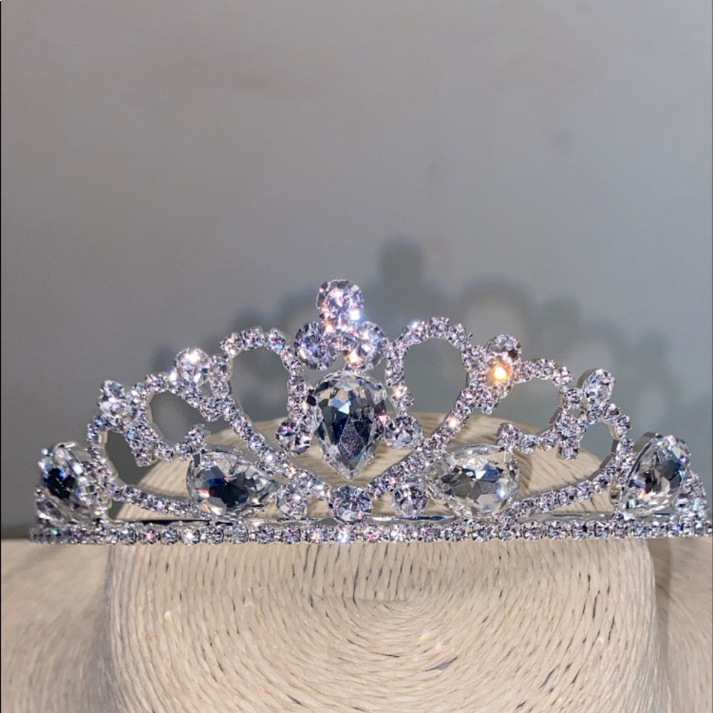 Tiara 👸 Queen Crown